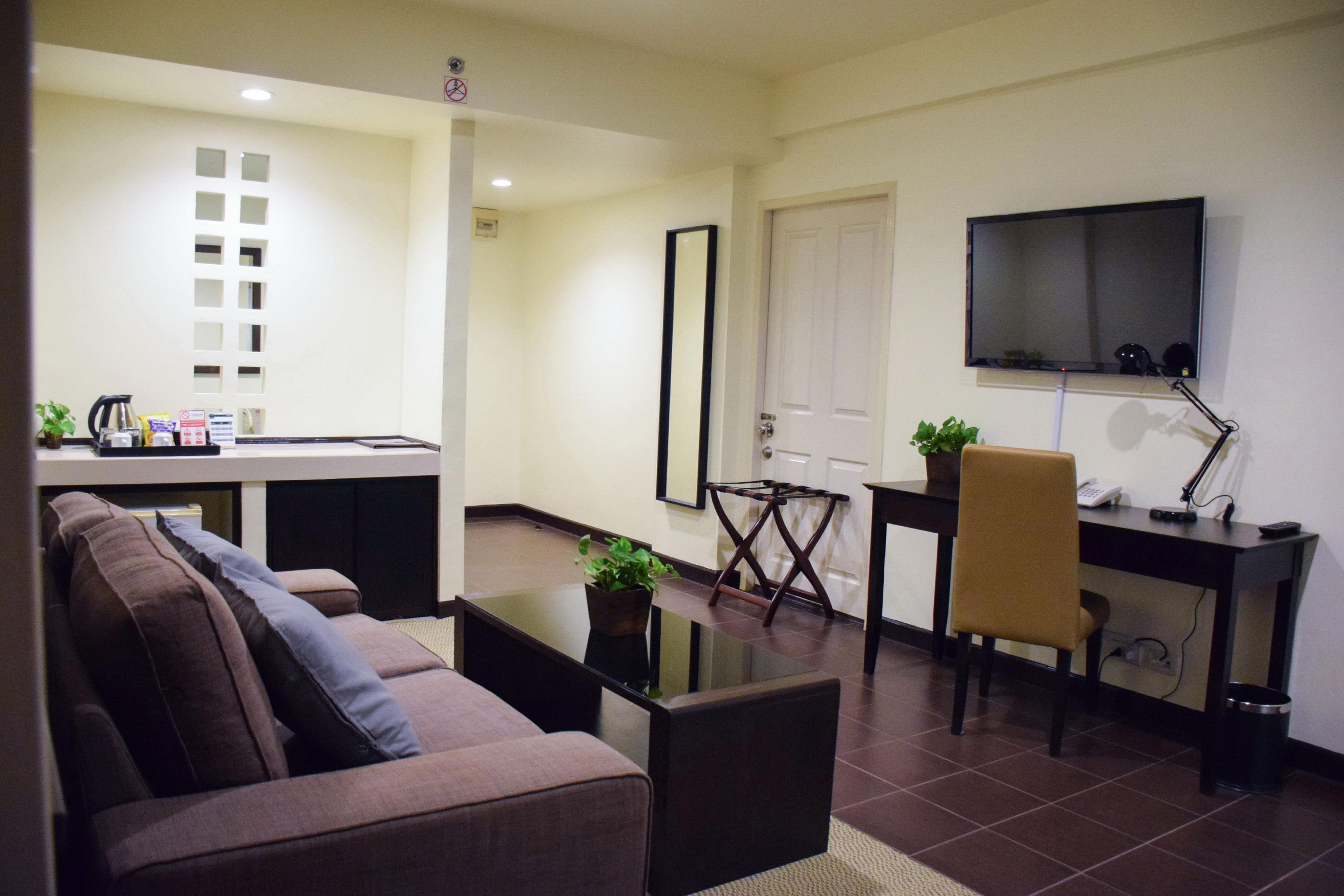 The Color Living Hotel Samut Prakan Ngoại thất bức ảnh