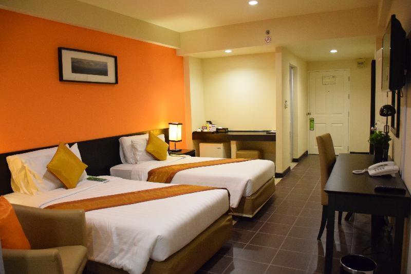 The Color Living Hotel Samut Prakan Phòng bức ảnh