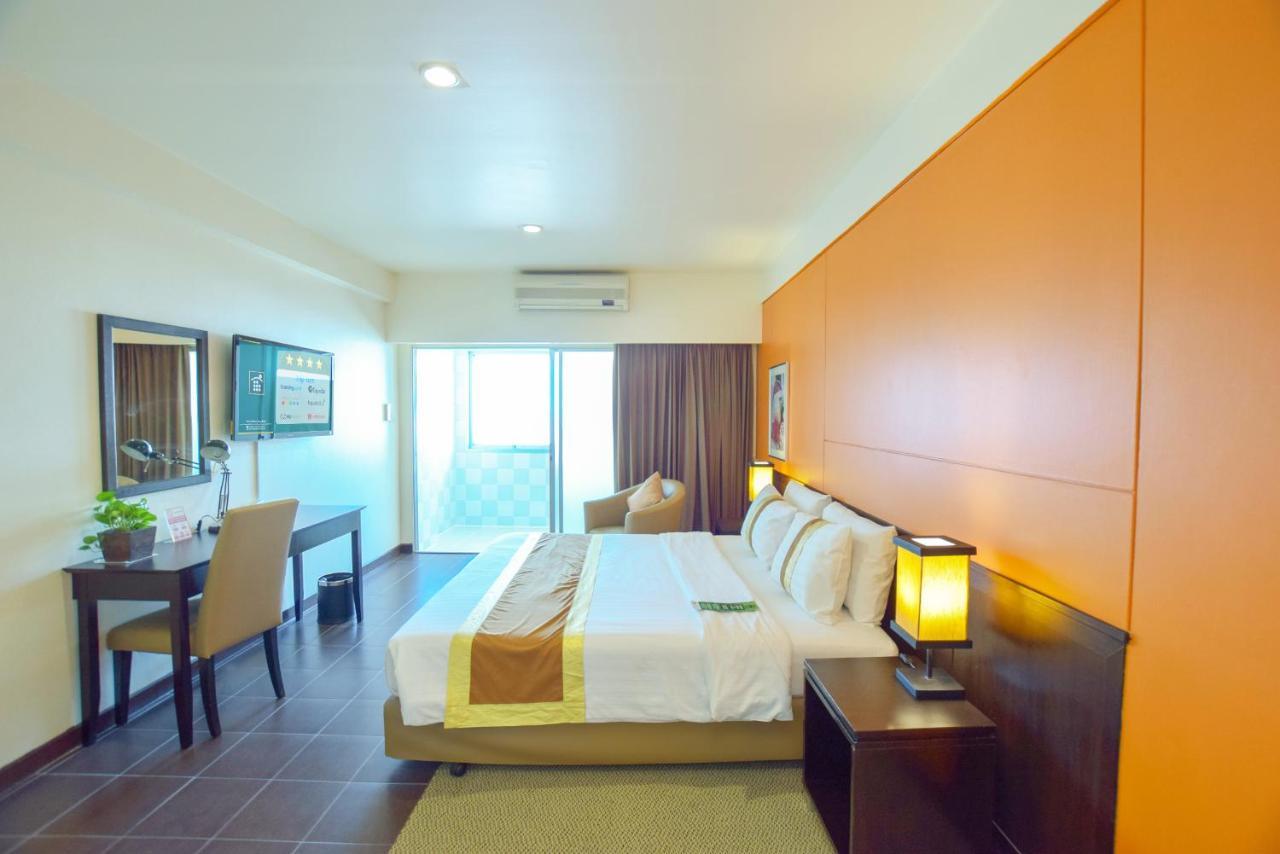 The Color Living Hotel Samut Prakan Ngoại thất bức ảnh